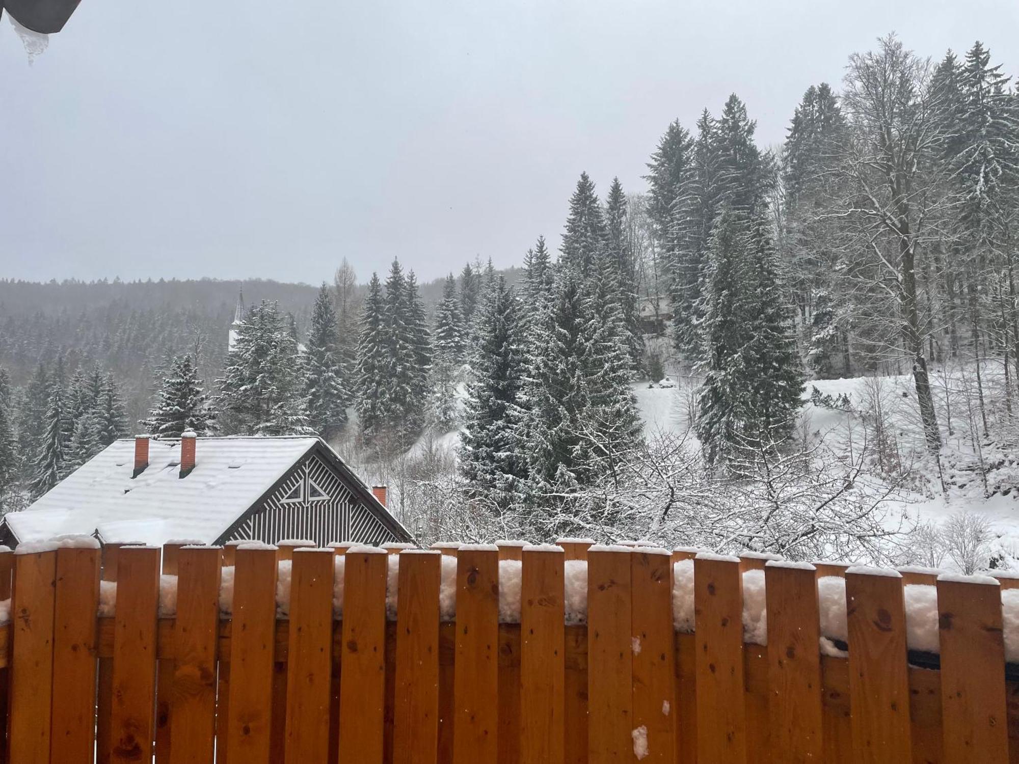 Apartmany Svaty Mikulas Janské Lázně Exterior foto